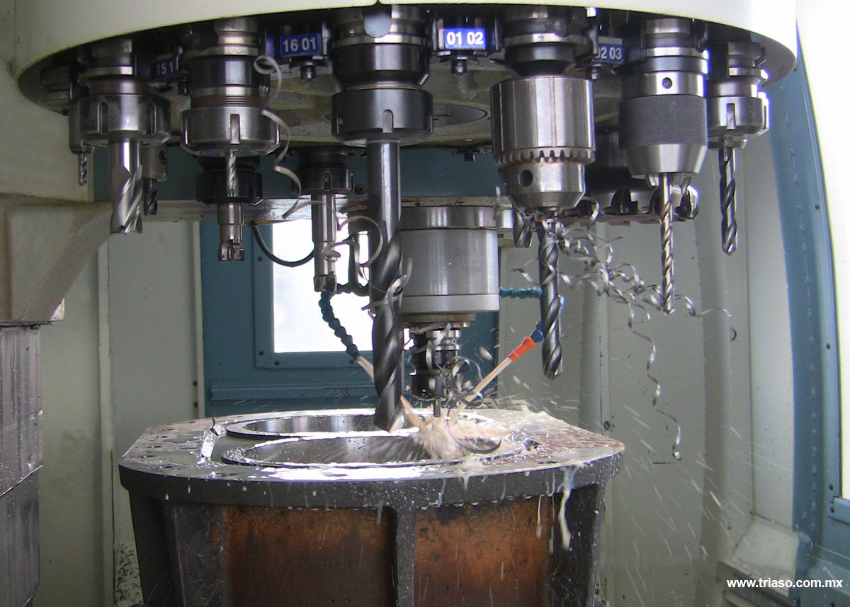 Fabricación de sistema de vibración de criba con maquinado CNC